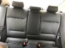 2006 BMW 330xi E90 – Perfect Parts/Project Car with 288k km - Photo 10