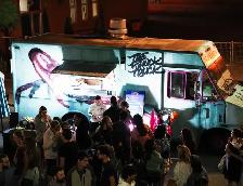 2004 Ford Utilimaster Food Truck – Electric, No Gas, 7 Seasons - Photo 2
