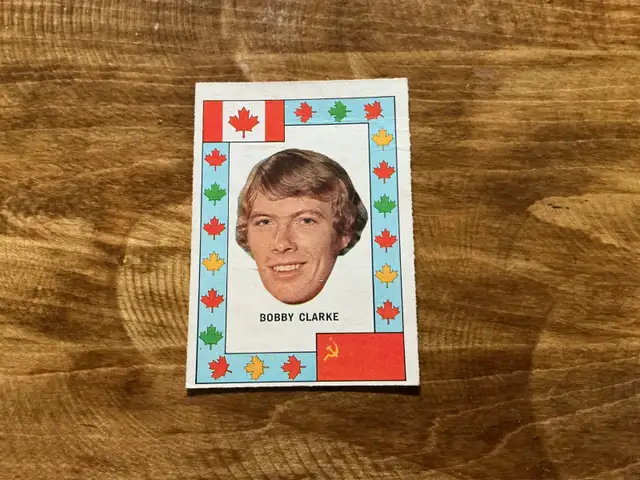 1972 O-PEE-CHEE Bobby Clarke Canada-Russia Series Hockey Card !