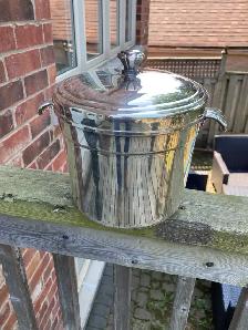 Vintage Silver Plate Ice Bucket with Plastic Insert Liner - Photo 2