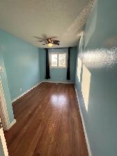 Lakefront Living: Upgraded home with self contained basement apt - Photo 4