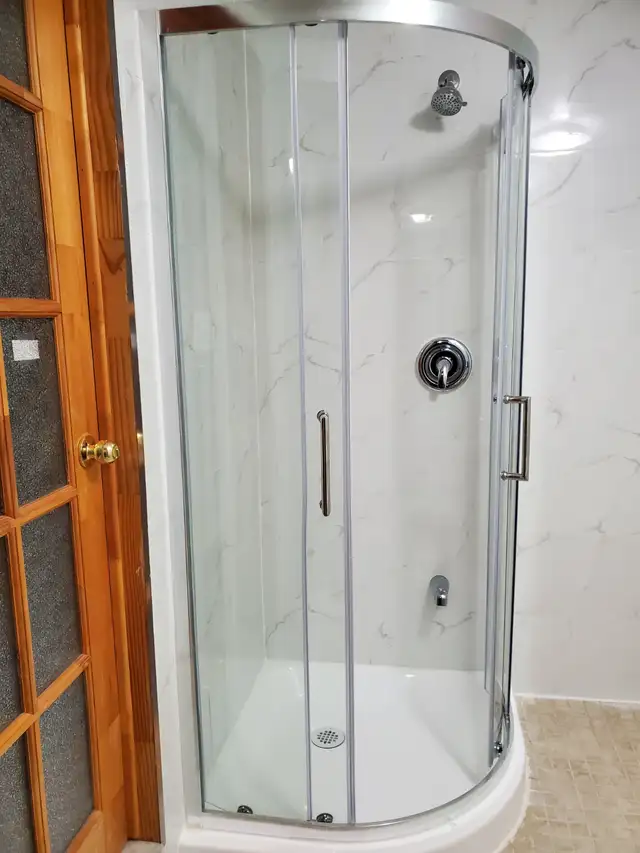 Yonge / Cummer  Quiet & Clean Room Rent