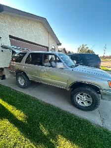 2002 Toyota 4Runner SR5 - Photo 2