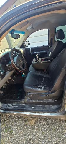 2009 GMC Sierra Nevada edition 4.8L V8  2600obo - Photo 7