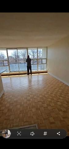 Room for rent In North York - Photo 10