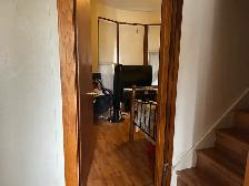 Room for rent - Photo 6