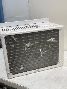 Arctic King Window Air Conditioner - Photo 10