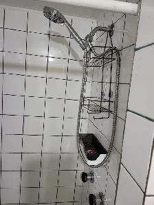 Basement unit for rent - Photo 7