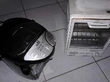 Electronic liquid boiler & toaster oven  $10 each / $15 for both