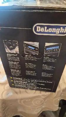 Delonghi Eletta Cappuccino  with milk carafe - Photo 5