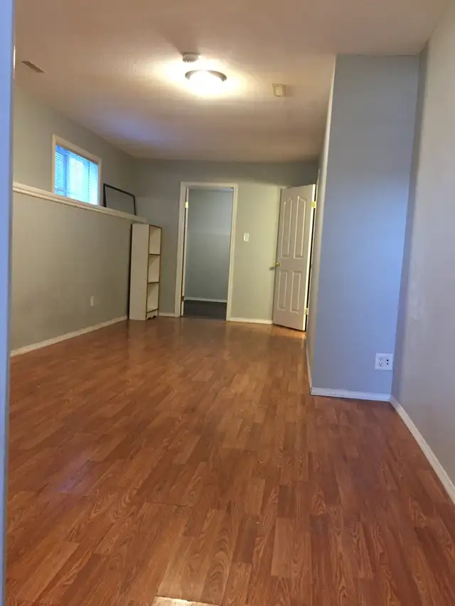 2 Bedroom Legal Basement Suite By School, Park, Transit NE