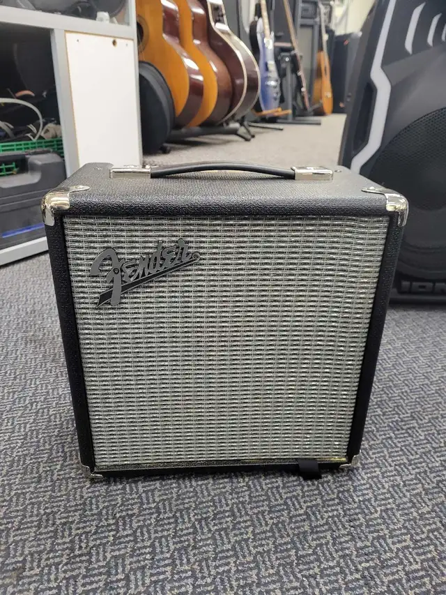 Fender Rumble 15 Amp