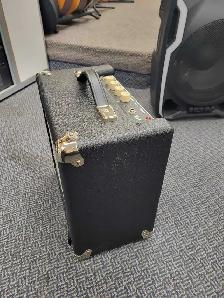 Fender Rumble 15 Amp - Photo 4