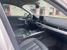 2017 Audi A4 AWD - Komfort Package - Perfectly Maintained - Photo 9