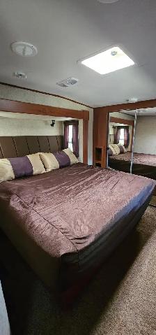 2012 Heartland BigCountry 3650RL 5th wheel - Photo 7