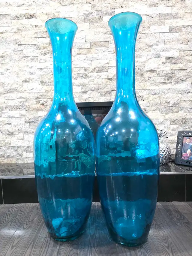 Glass vase for sale