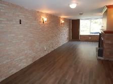 Beautiful & Bright 1-Bedroom Walkout Apartment – Oshawa