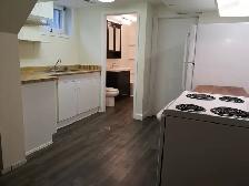 Beautiful & Bright 1-Bedroom Walkout Apartment – Oshawa - Photo 4