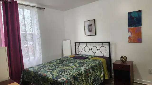 Belle chambre meublée avec salle de bain privé– Berri-UQAM | 750