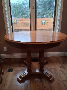 Solid Maple Pedestal Dining Table with Two Captain Chairs - Photo 3