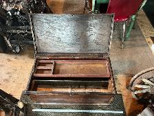 Antique Tool Chest Trunk or coffee table - Photo 4