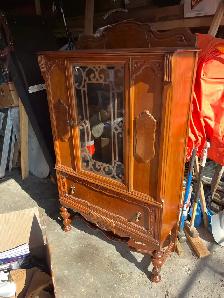 Antique Display case. - Photo 4