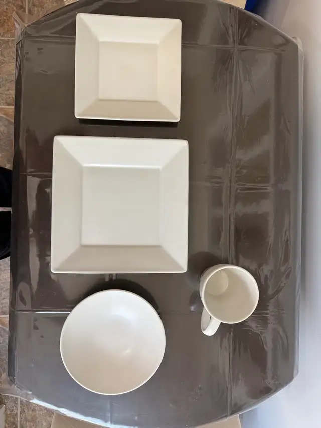 Dinnerware