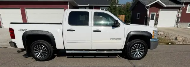 2013 Chevrolet Silverado 1500 LS CREW CAB / 5.8 BOX