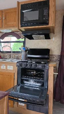 2008 - 21ft Lite Pilgram Camping Trailer - Photo 7