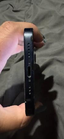 iPhone 12 - Photo 6