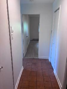 3½ Tout Inclus   Stationnement — 50% de Rabais 1er Mois! - Photo 3