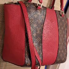 Beautiful Fashion Crossbody Bag (17 x 10.5 x6'). #A03 - Photo 3