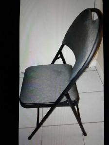 Folding chair, metal, padded seat & backrest $15 - Photo 4