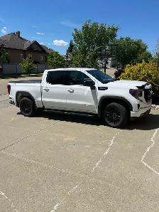 2024 GMC Sierra Elevation