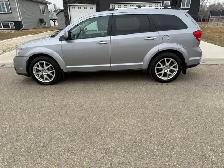 2015 Dodge Journey R/T. CROSS PKG AWD - 3RD ROW 7 SEATS - DVD - Photo 8
