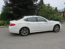 2011 INFINITY M37X
