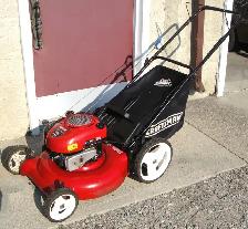 CRAFTSMAN REAR BAG GAS LAWNMOWER