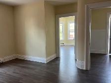 2-Bedroom Units – 474 & 476 Aylmer St, Peterborough - Photo 2