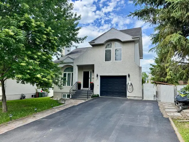 Maison 4 chambres - Boisbriand - 4 Bedroom House