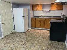 2 Bedroom   Den Basement Apartment - Peterborough West End - Photo 6