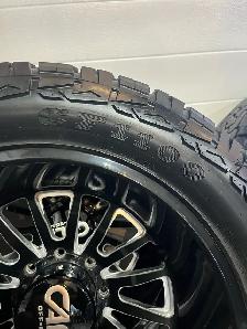 Dually Wheel Package - 35x12.5x22" - Photo 6