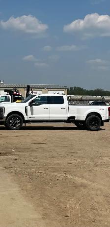 Dually Wheel Package - 35x12.5x22" - Photo 7