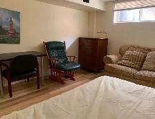 Furnished large bright room Single male $890 m all utilities - Photo 3