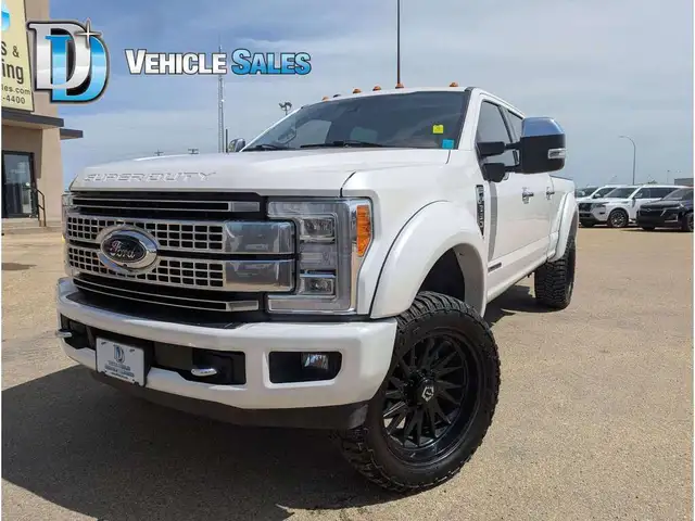 2018 Ford F-350 Platinum 6.7L Diesel Deleted/Rims/Tires/Flares/L