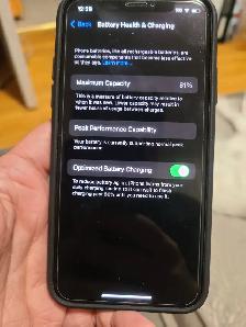 Apple iPhone X 64GB - Photo 3