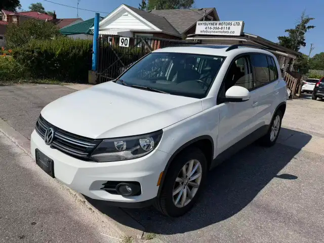 2017 Volkswagen Tiguan 4MOTION 4dr Wolfsburg Edition