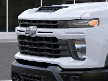 2026 Chevrolet Silverado 2500HD - Photo 13