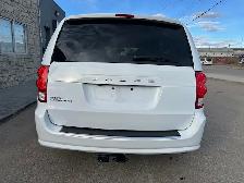 2019 Dodge Grand Caravan SXT Premium Plus 2WD - Photo 6