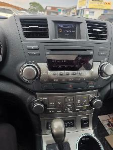 2013 Toyota Highlander SE - Photo 10