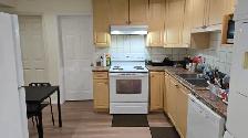 Furnished 3BR 2Bath suite in Kerrisdale(25minBus to UBC/Dntn/UCW - Photo 2